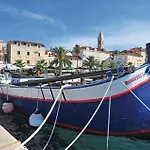 Апартаменты Amazing In Supetar-splitska *